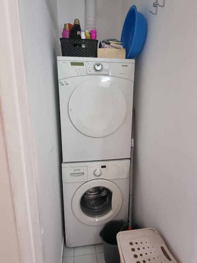 Hawaii- 2 Bdr, Arena, Sava Centar, Free Parking Appartement Belgrado Buitenkant foto